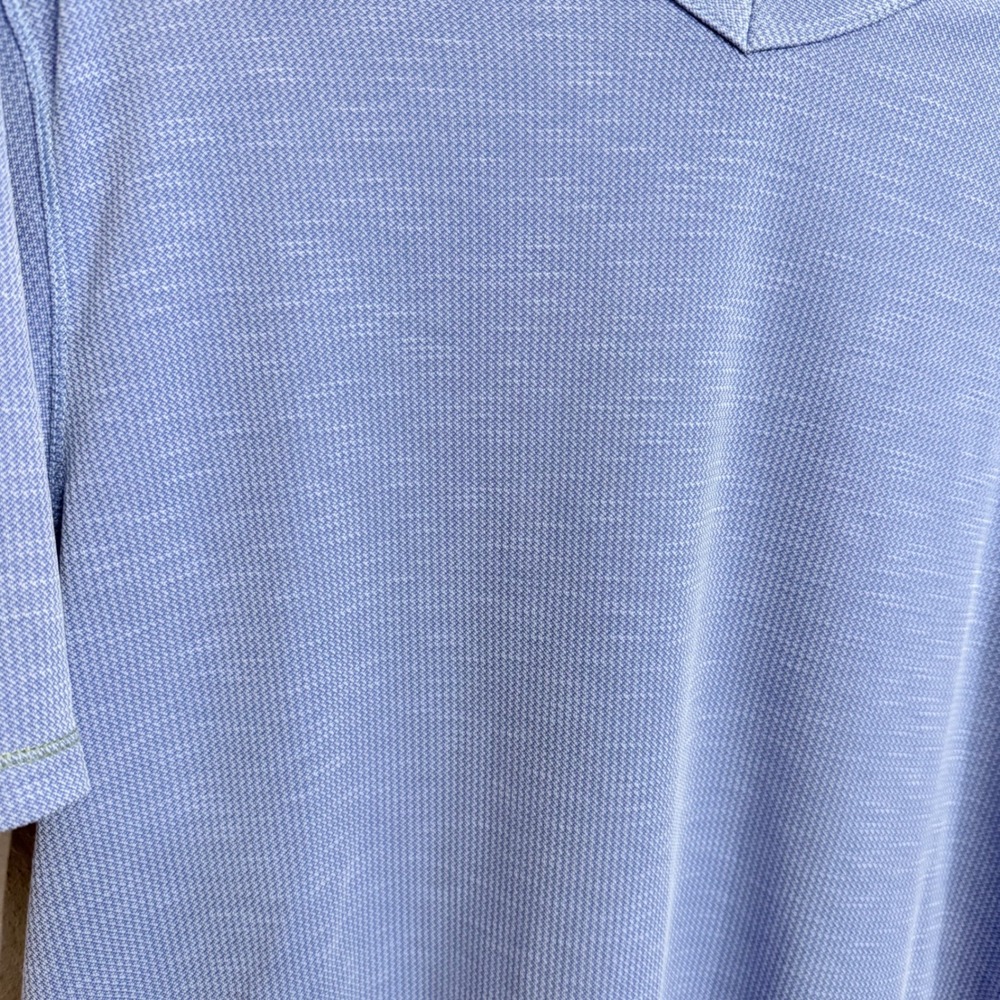 Tommy Bahama IslandZone Mens Medium Blue V-Neck T-Shirt Tencel Coolmax Blend - Picture 3 of 8